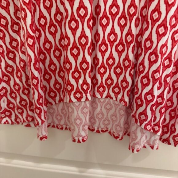 Chico's stretchy red and white tunic short sleeve tunic top. Size 1 - Picture 3 of 7